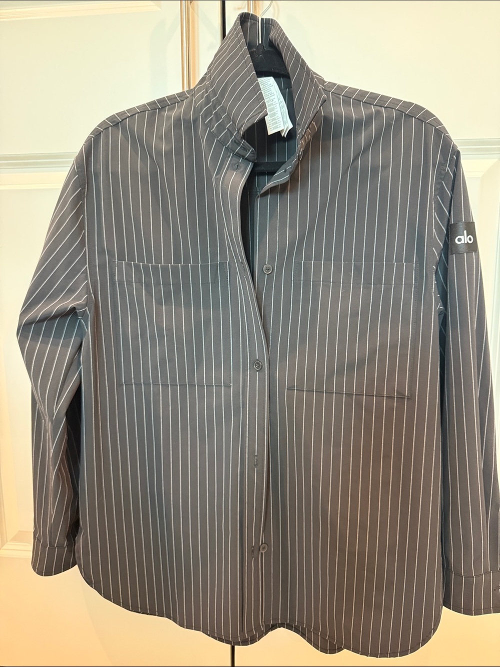 ALO Yoga Women's Dark Gray Pinstripe Button-Up Shirt